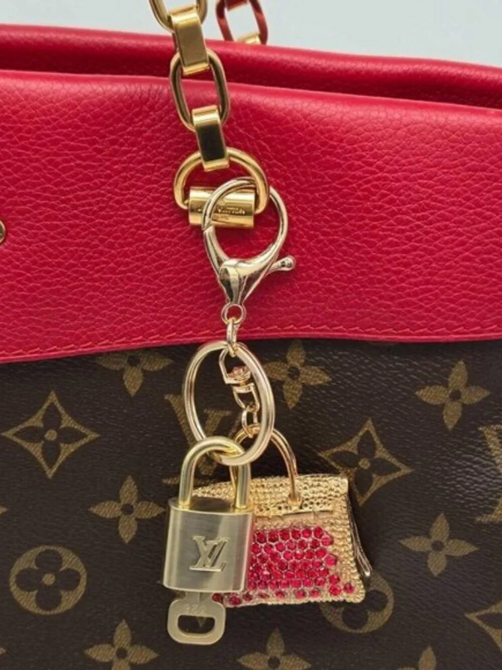 Authentic Louis Vuitton Gold Padlock & Key 🔒 LV Bag Charm Unbranded Keychain